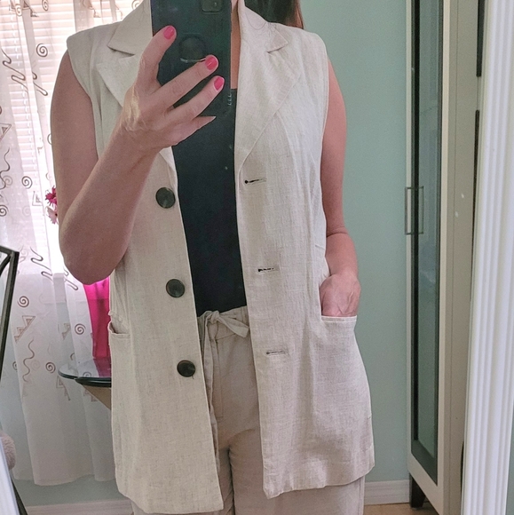 Worthington Ladie's Sleeveless Blazer ❤️ - Picture 8 of 8